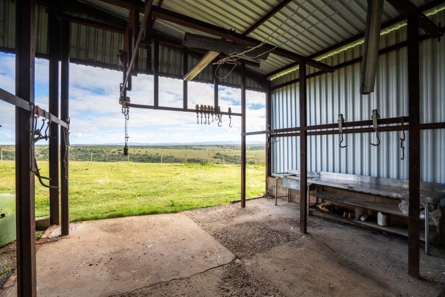 5 Bedroom Property for Sale in Grahamstown Rural Eastern Cape